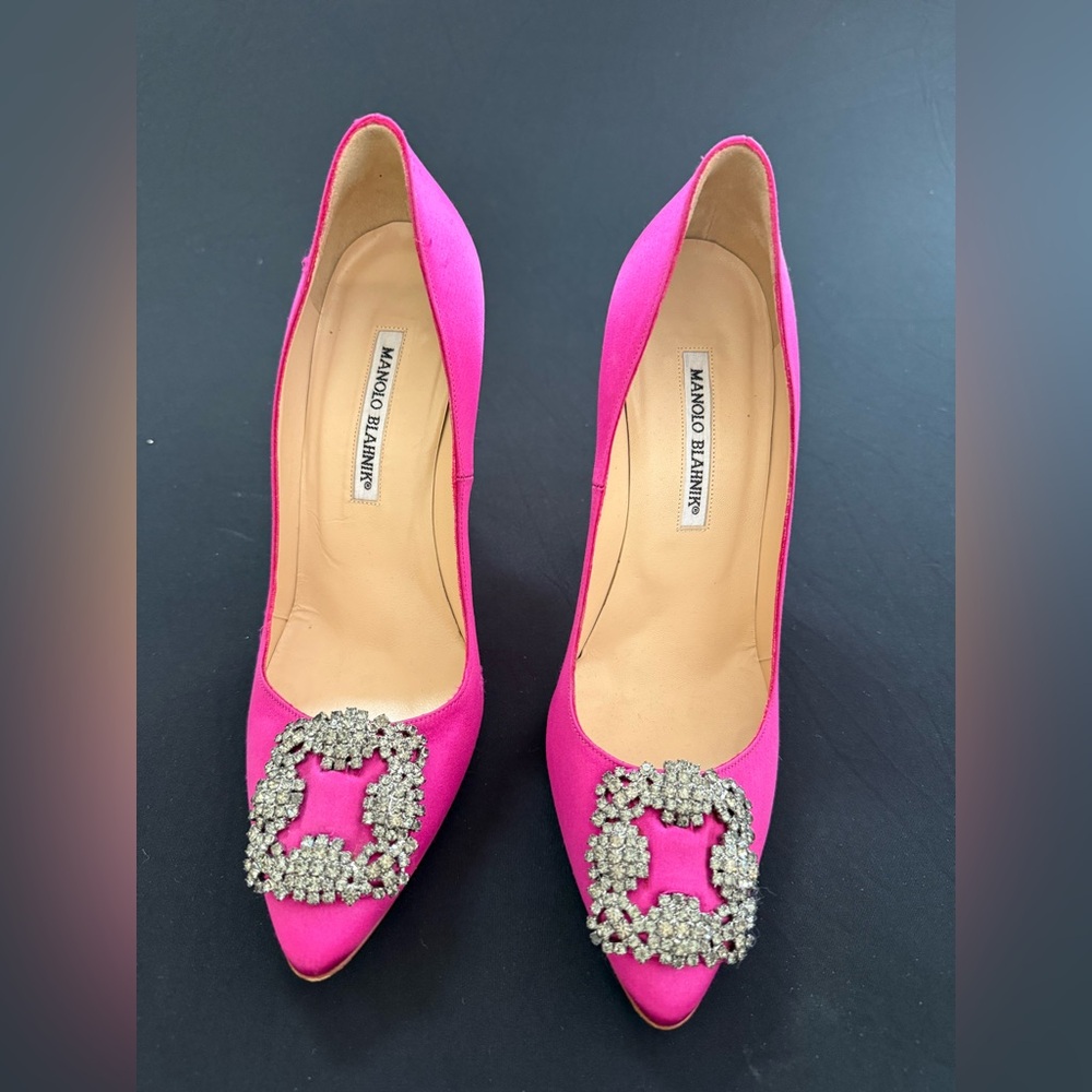 Manolo Blahnik Hangisi 105 Satin Pumps in Fuchsia with Crystal Buckle